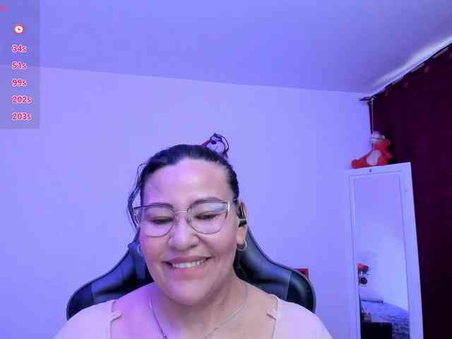 esmeraldamilf webcam