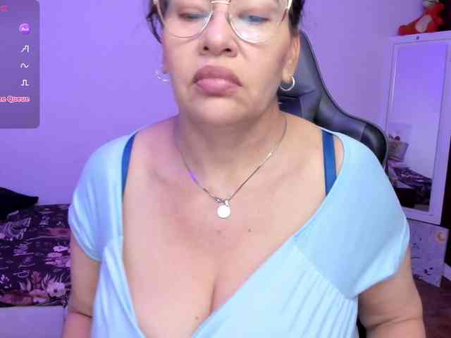 esmeraldamilf webcam