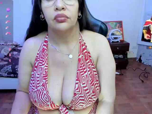 esmeraldamilf webcam