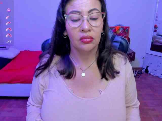 esmeraldamilf webcam