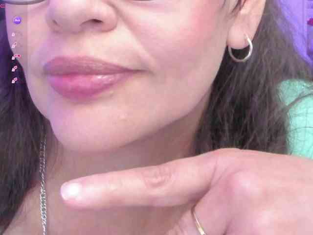 esmeraldamilf webcam