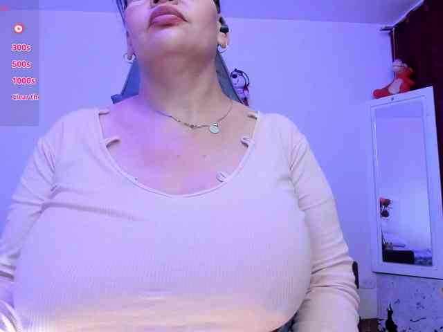esmeraldamilf webcam