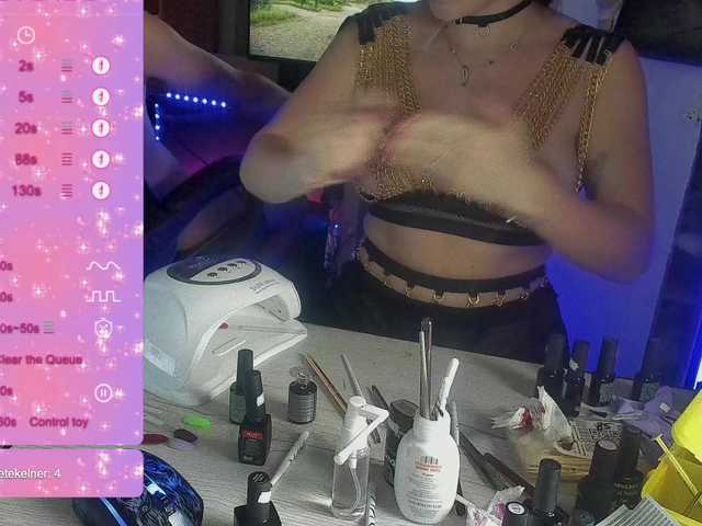 daddySgirl9 live cam on BongaCams
