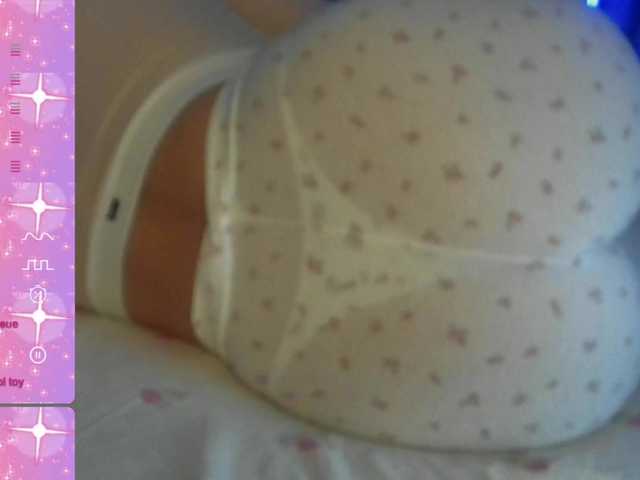 daddySgirl9 live cam on BongaCams