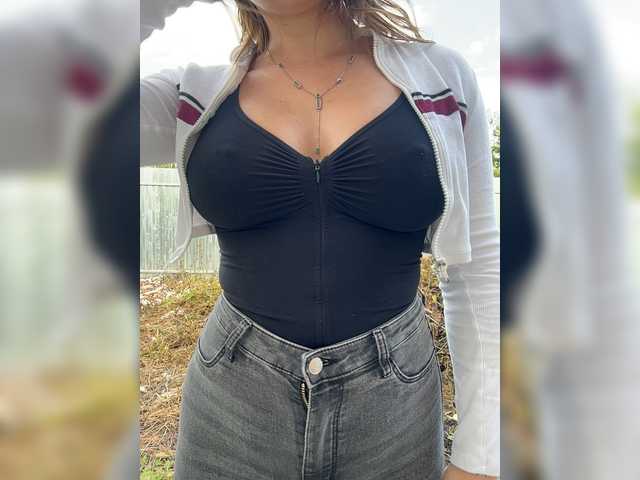 daddySgirl9 live cam on BongaCams