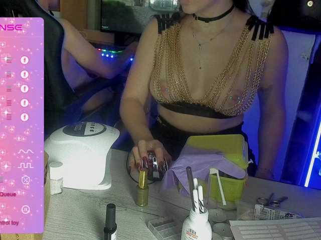 daddySgirl9 live cam on BongaCams