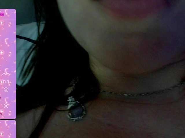 daddySgirl9 live webcam show