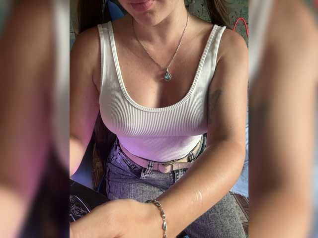 daddySgirl9 live cam on BongaCams