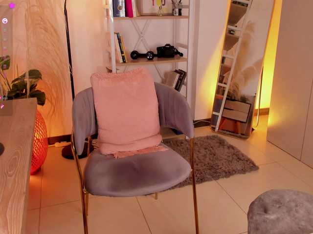 love-melody live cam on BongaCams