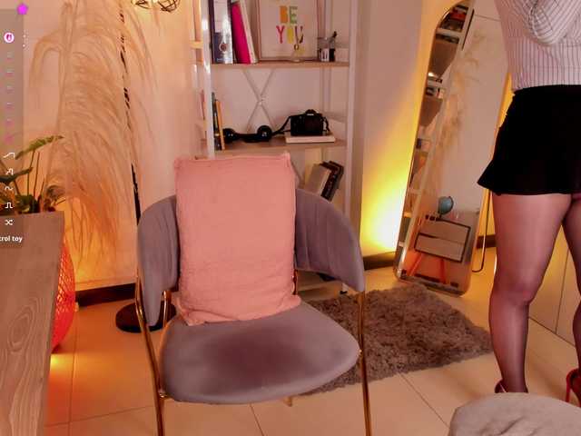 love-melody live cam on BongaCams