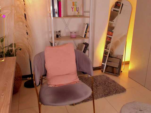 love-melody live cam on BongaCams