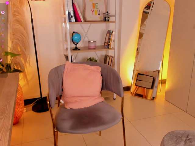 love-melody live cam on BongaCams