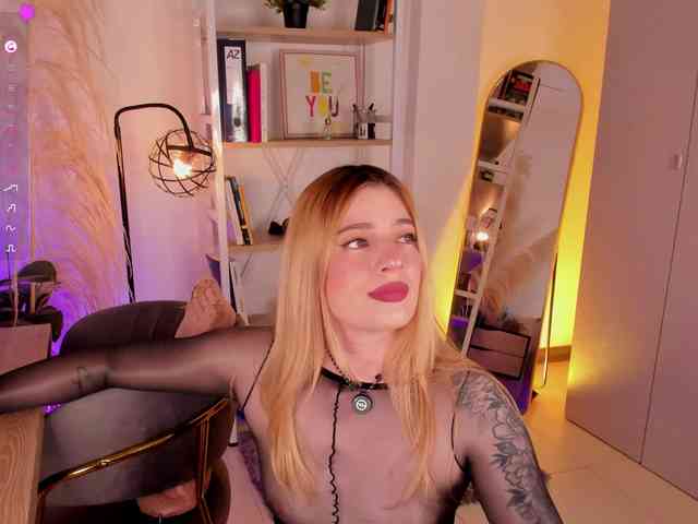 juli-arboleda webcam