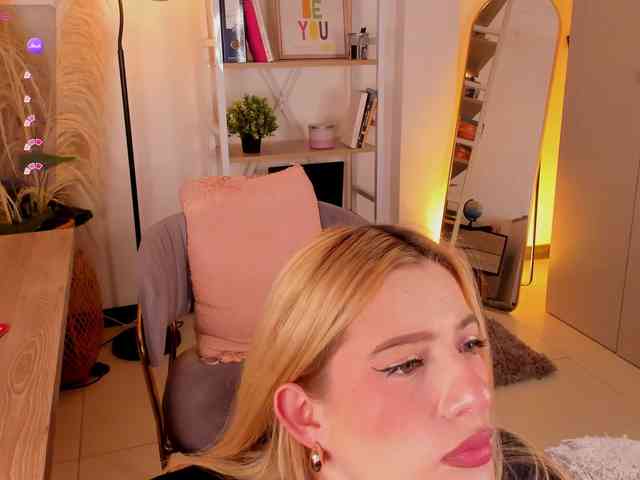 juli-arboleda webcam