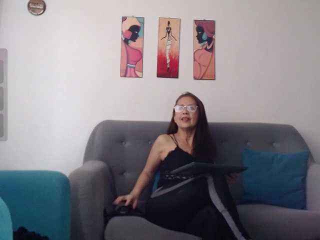 mature-sexx live cam on BongaCams