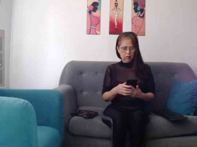 mature-sexx mature-sexx
