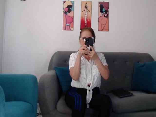 Modella: mature-sexx