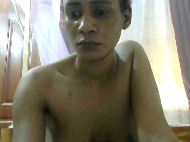 SlimBlackBitch webcam
