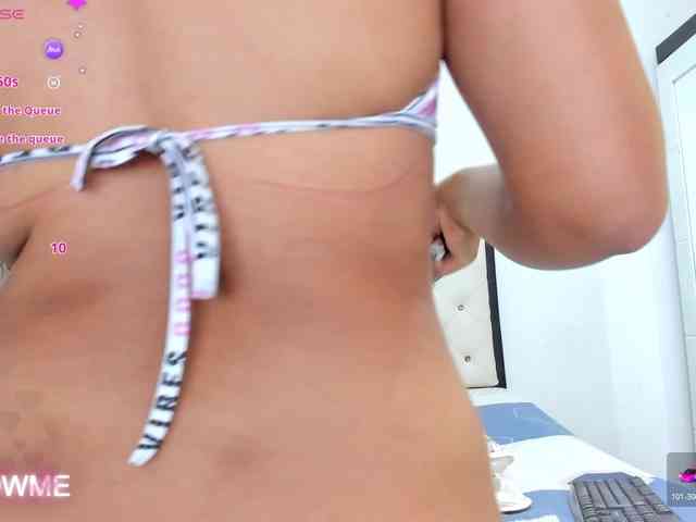 CuteLatinax webcam