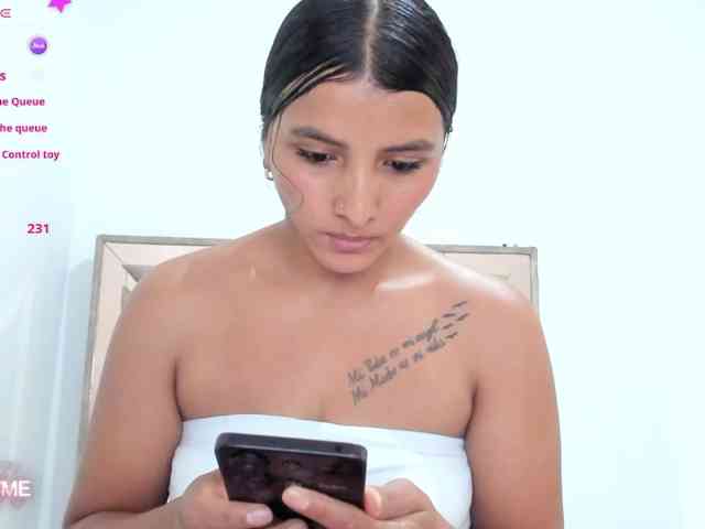 CuteLatinax webcam