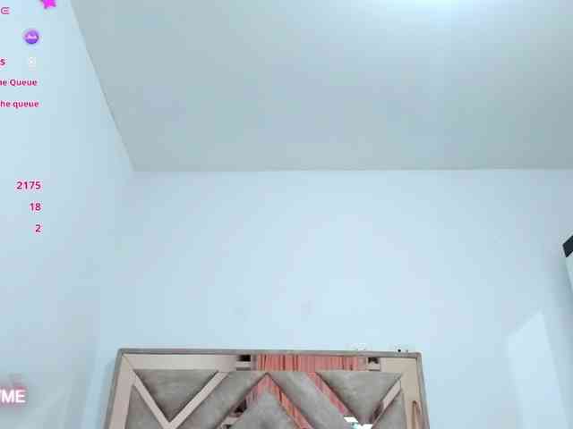 cutelatinax's live room