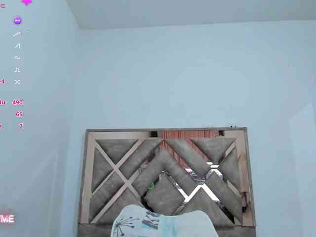 CuteLatinax webcam