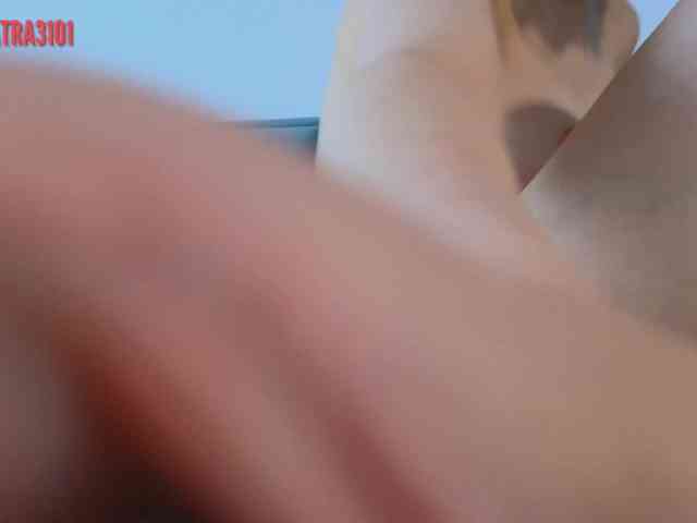 Cleopatra3101 webcam