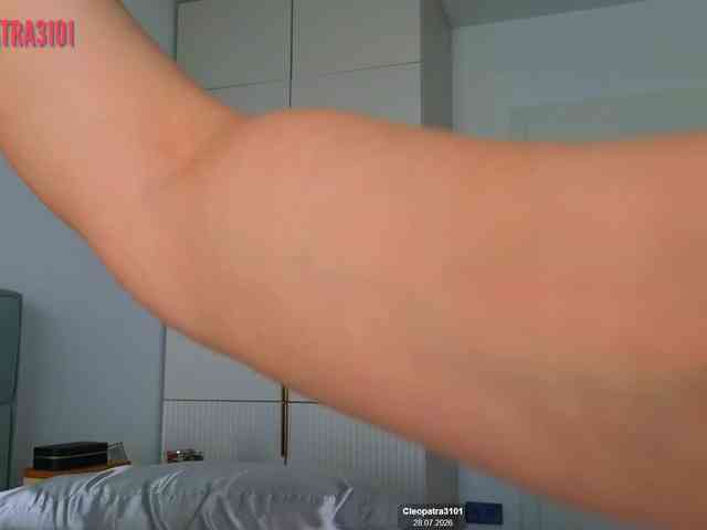 Cleopatra3101 webcam