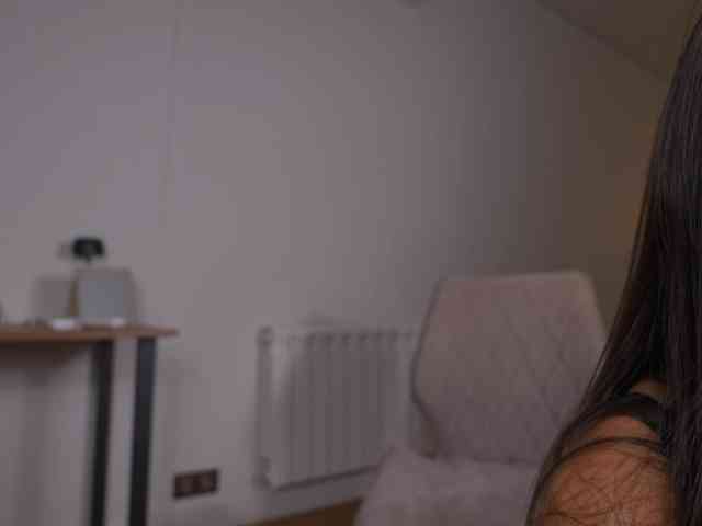 YESSASHA webcam