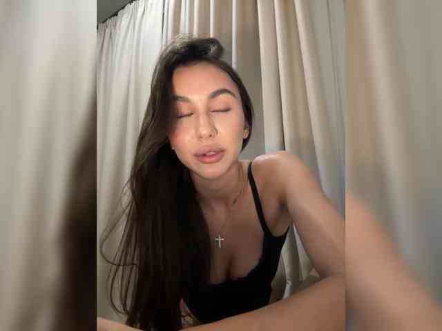 YESSASHA webcam