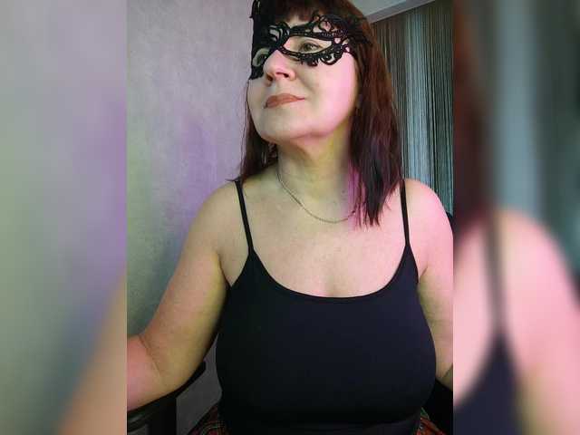 lana-lubov live cam on BongaCams