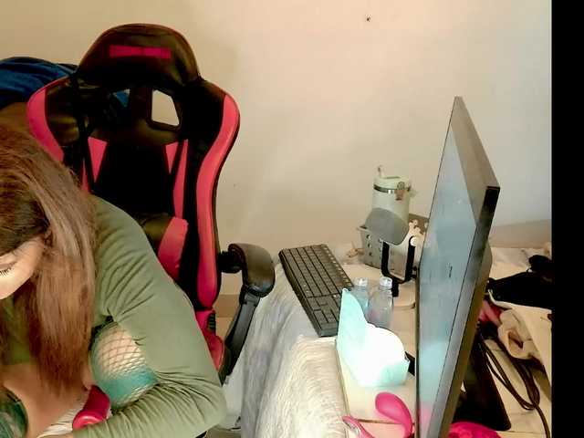 fiery-girl live cam on BongaCams