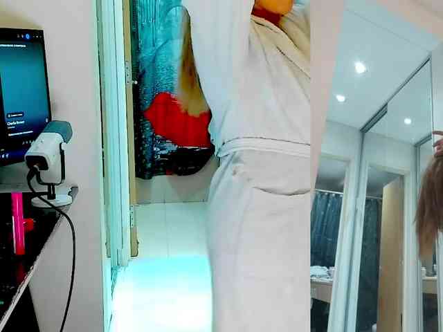 Carolain39 webcam