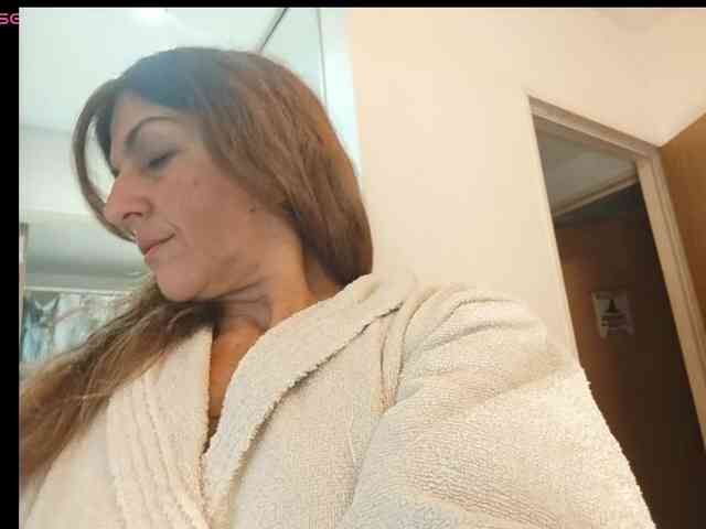 Carolain39 webcam