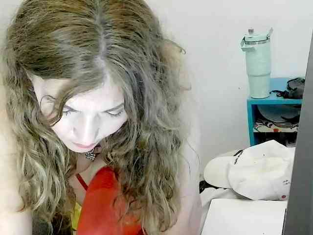 Carolain39 webcam