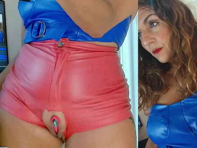 Carolain39 webcam