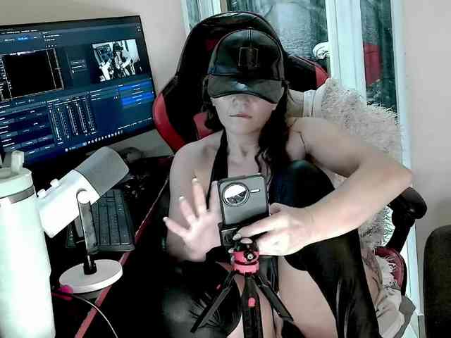 Carolain39 webcam