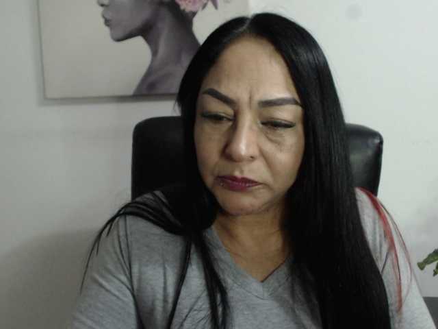 Keyla-Ruiz's BongaCams show and profile