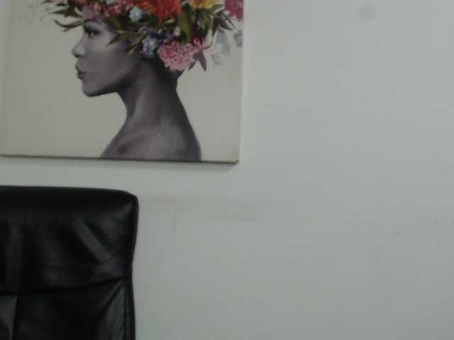 Keyla-Ruiz's BongaCams show and profile