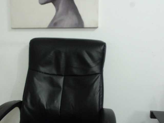 Keyla-Ruiz's BongaCams show and profile