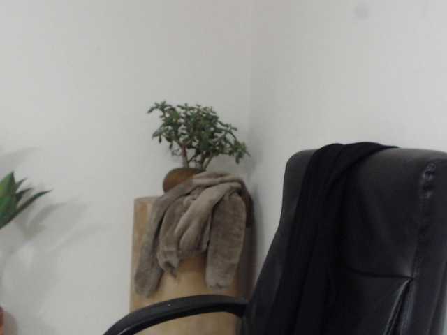 Keyla-Ruiz's BongaCams show and profile