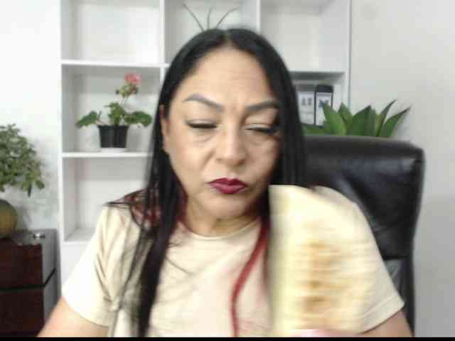 Keyla-Ruiz webcam