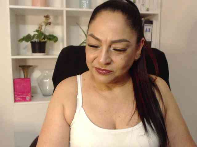 Keyla-Ruiz webcam