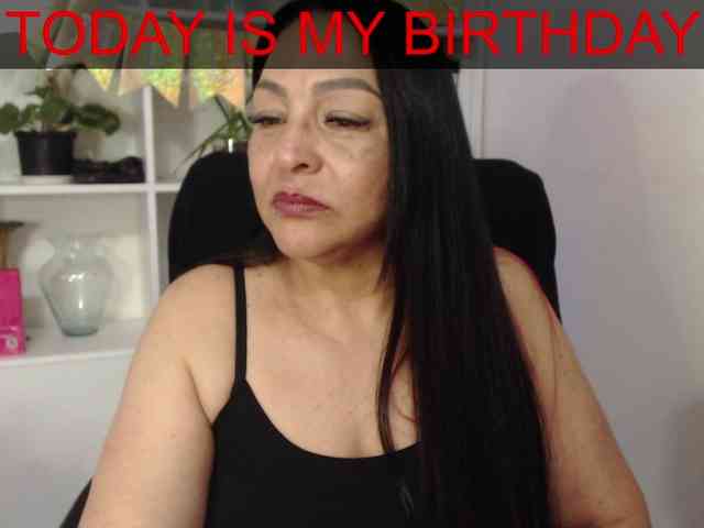Keyla-Ruiz webcam