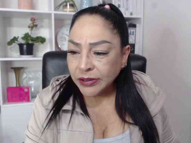 Keyla-Ruiz webcam
