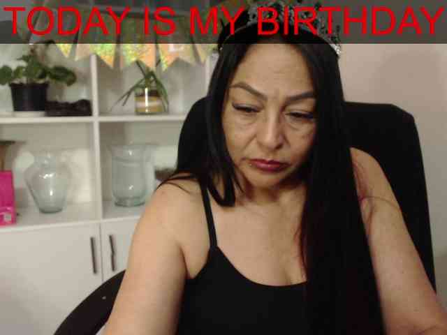 Keyla-Ruiz webcam