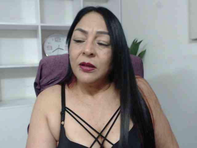 Keyla-Ruiz webcam
