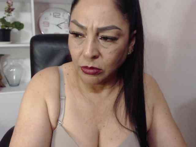 Keyla-Ruiz webcam
