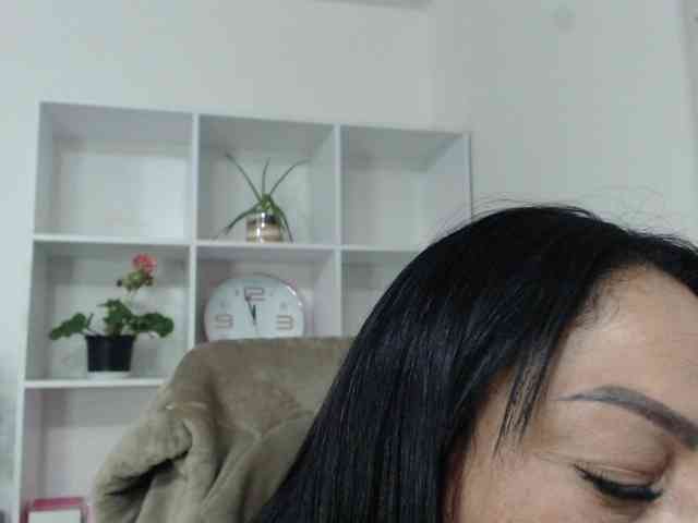 Keyla-Ruiz webcam