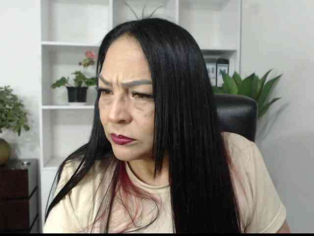Keyla-Ruiz webcam